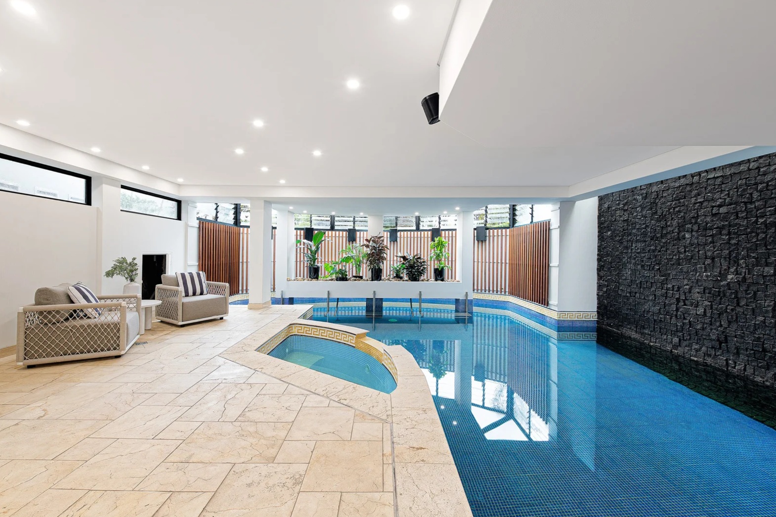 Grand Villa — 7
